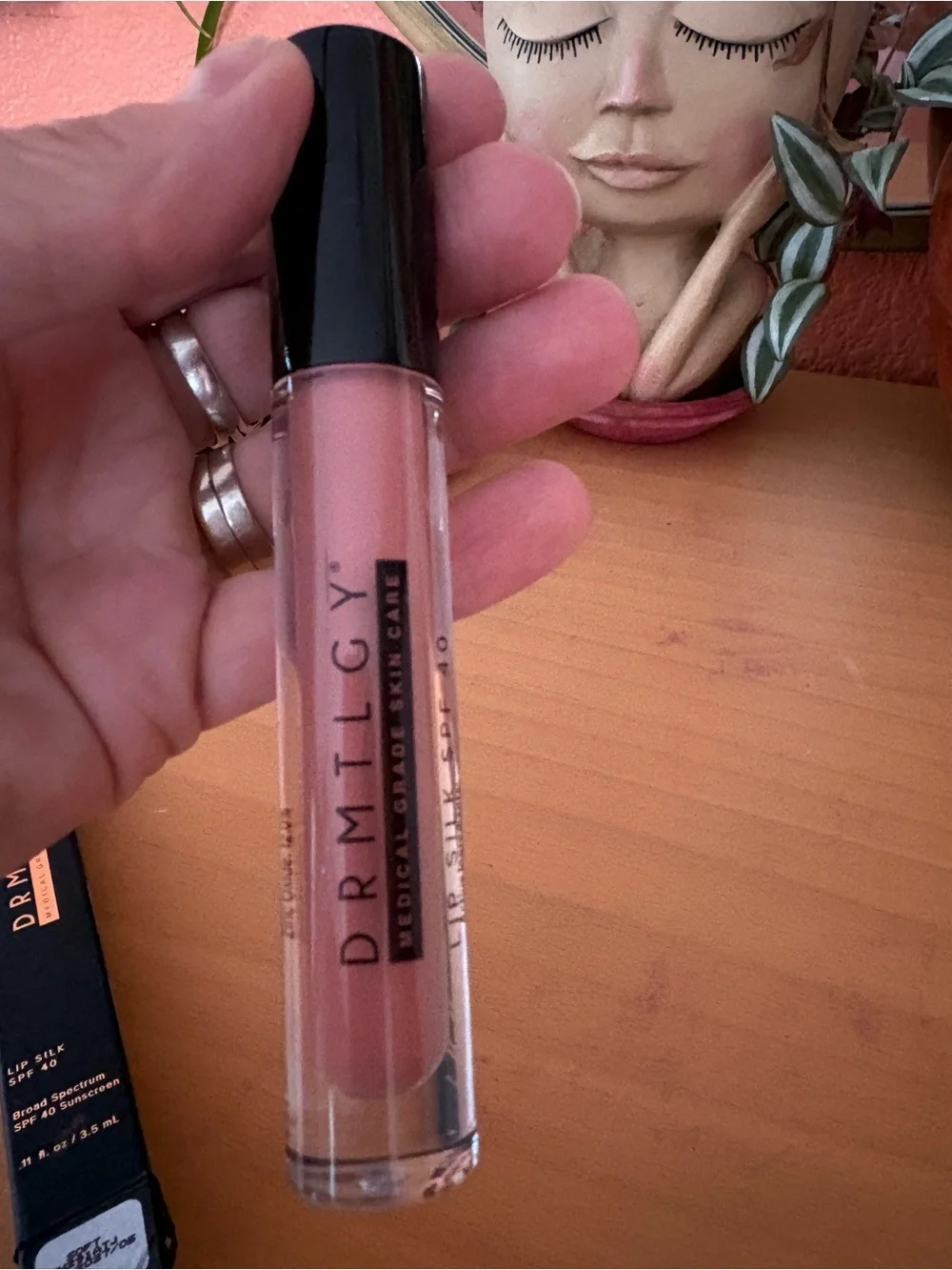 Drmtolgy Nude Liquid Lipstick - Creamy Matte Finish